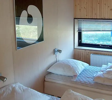 Three-bedroom Holiday In Thisted 2 *